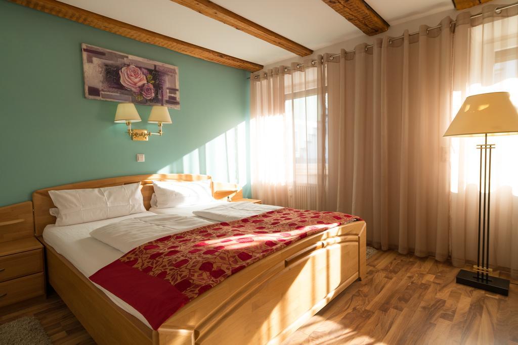 Wellnesshotel & Restaurant Hexenschopf Löffingen Exteriör bild